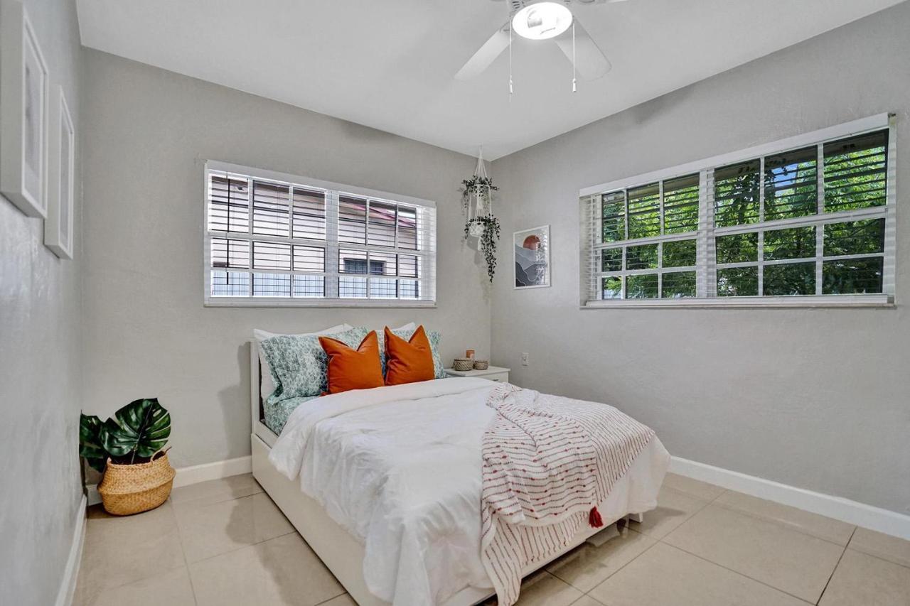 Luxury Rattan Getaway Villa Miami Luaran gambar